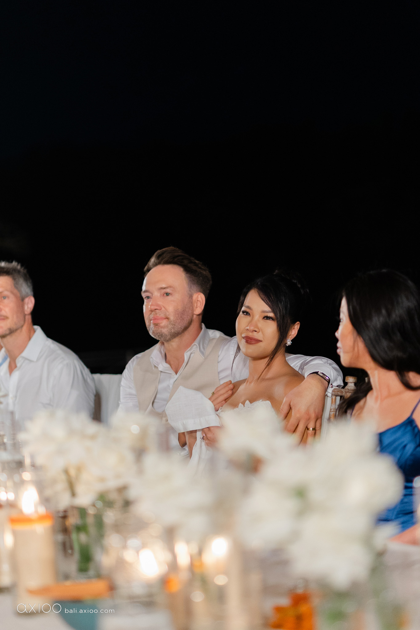 Axioo: A Universe of Love